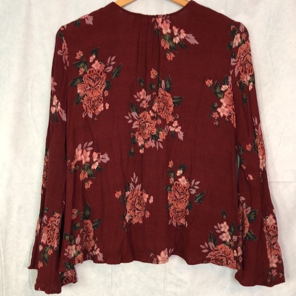 Altard State Woman’s Floral Long Sleeve V-Neckline Lace Button Burgundy Top Sz L - Picture 8 of 12